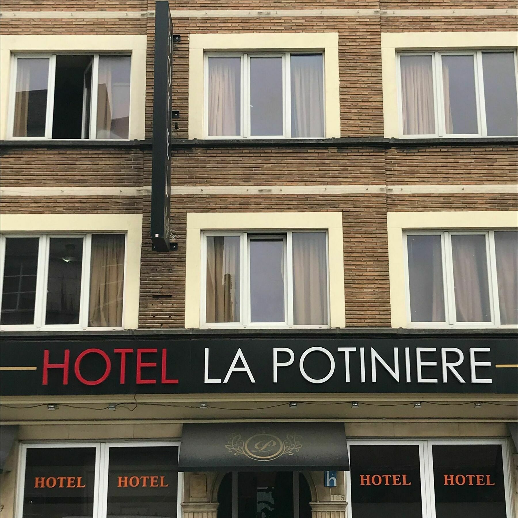 Hotel La Potiniere Schaerbeek Exterior photo